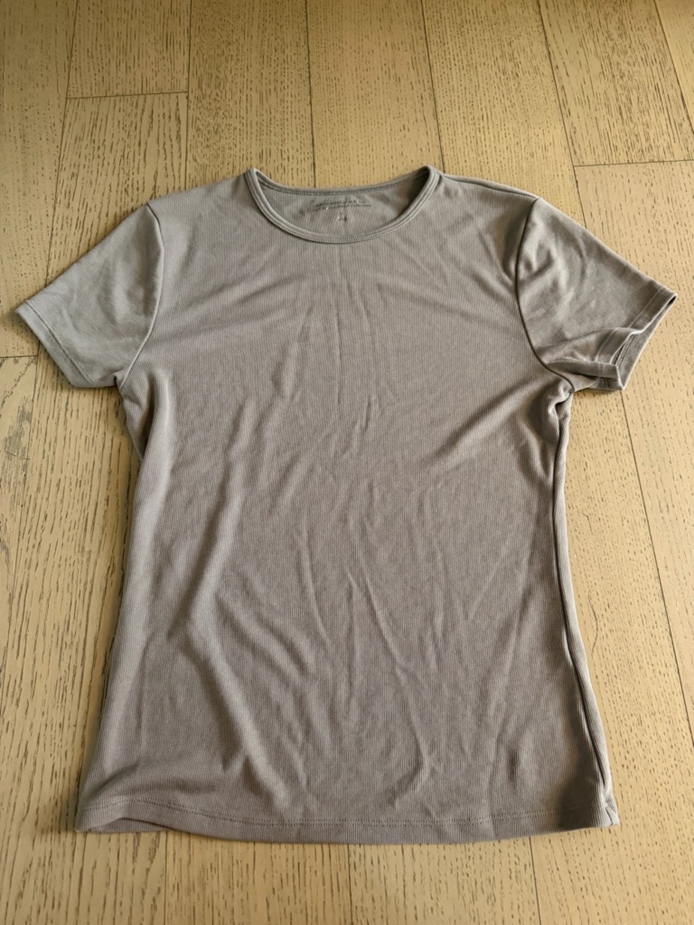 Abercrombie & Fitch Short Sleeve Crew Tee - Taupe